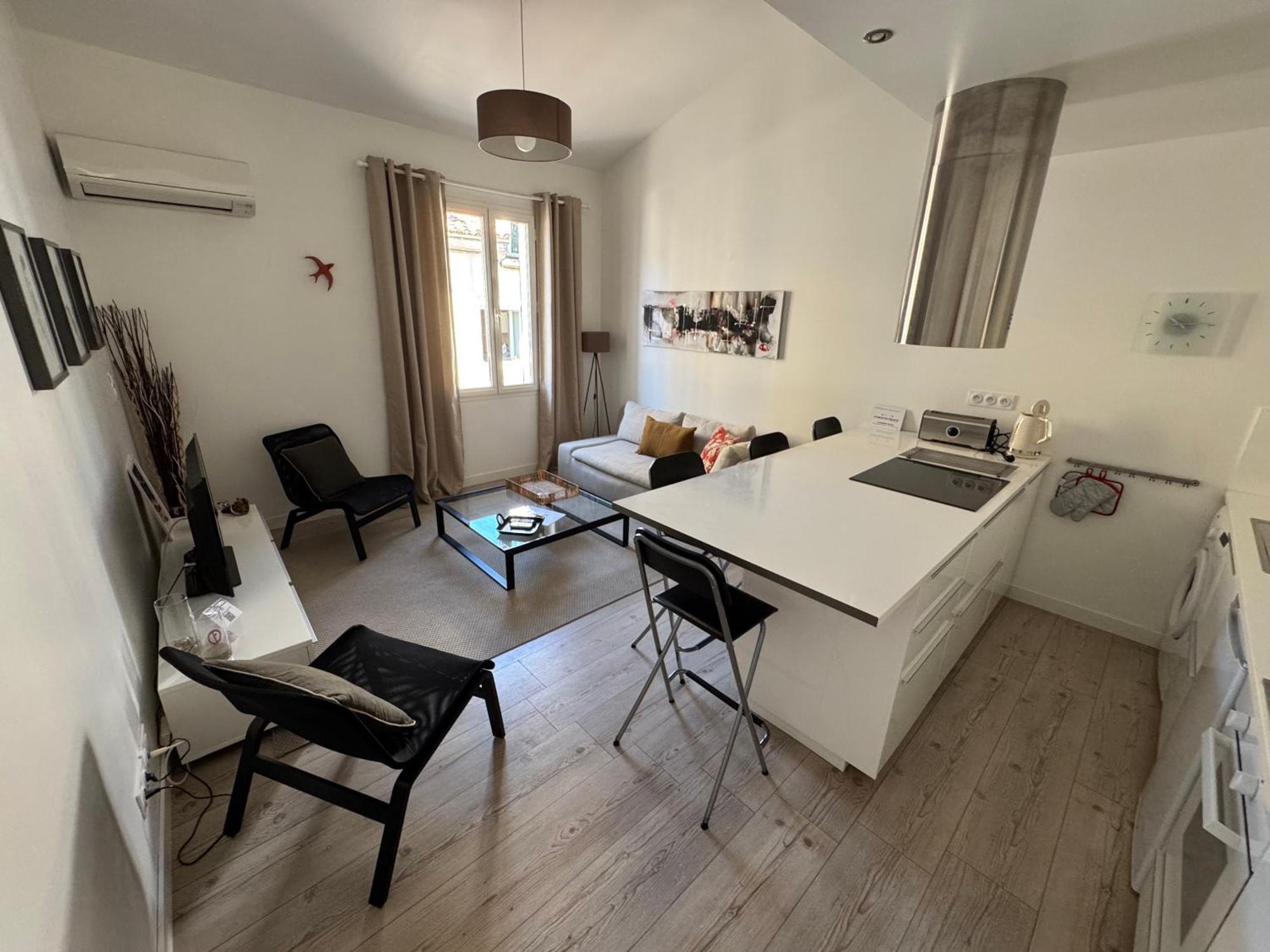 Bel Appartement Terrasse 4 Étoiles Intra Muros Aigues-Mortes Exterior foto